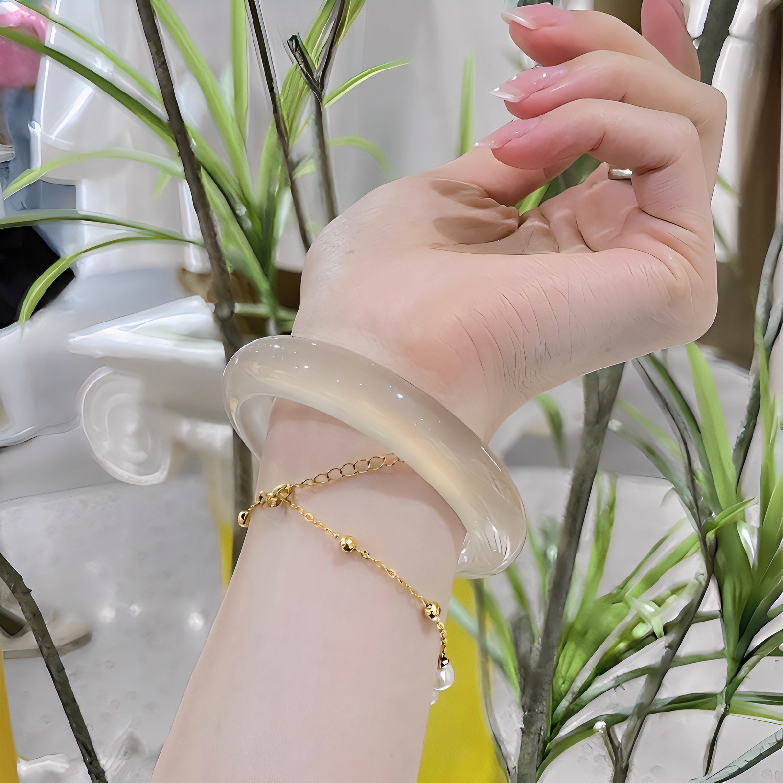 天然玛瑙玉手镯马料香槟金a货玉髓贵妃镯冰底轻奢珠宝礼物批发镯