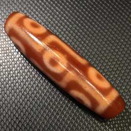 高油红肉九眼天珠品相佳风化细腻色泽红润老气收藏品xy4a16