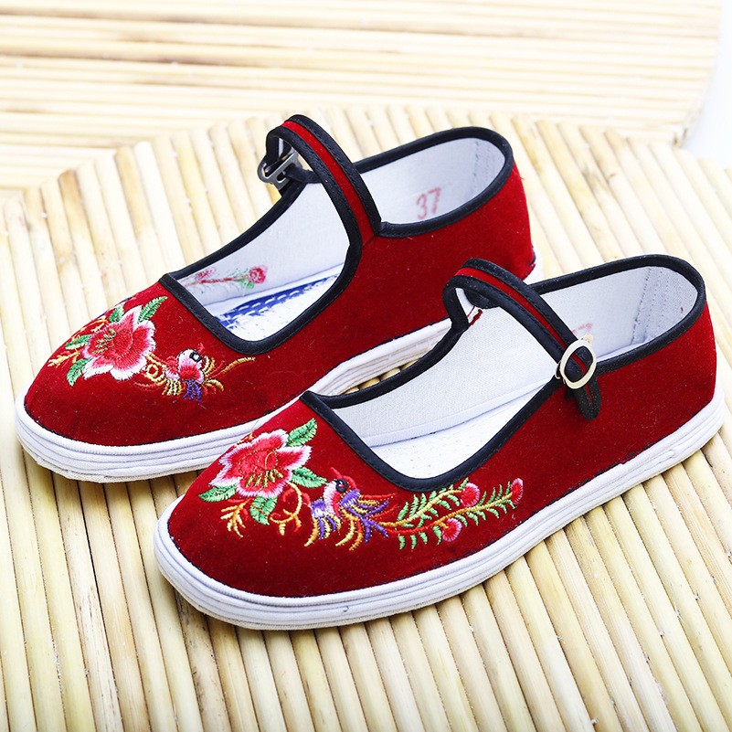 纯布底千层纳布底女士绣花鞋手工上线刺绣妈妈鞋方口平底黑布鞋子