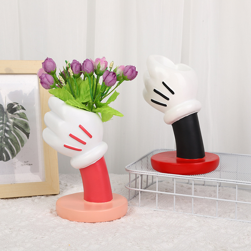 跨境创意米奇手握花瓶桌面摆件家居卧室书桌个性创意装饰摆件批发