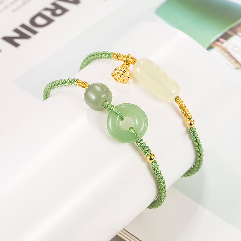 和田玉手链女2022年新款小众设计平安扣手绳编织送闺蜜生日礼物