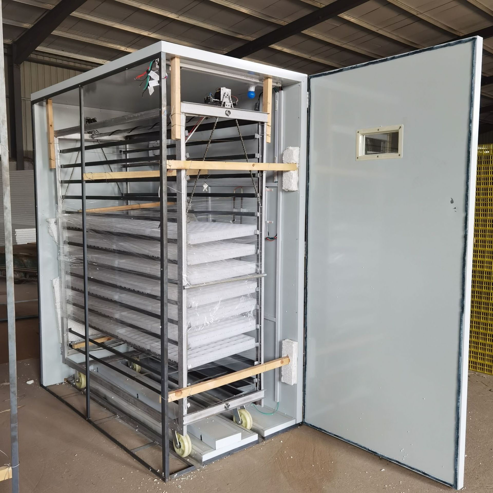 自动孵化大型车机孵化机