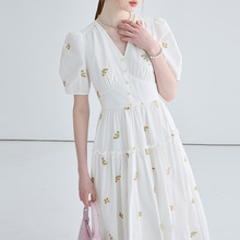 显瘦气质白色连衣裙女夏装2023年新款收腰法式桔梗裙子