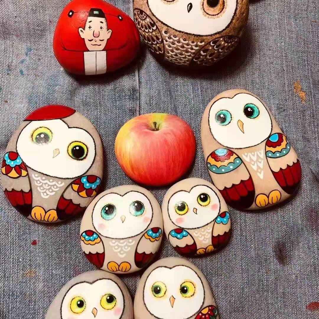 厂家大量批发扁石石头彩绘作画绘画原石绘画石鹅软涂鸦石创意石