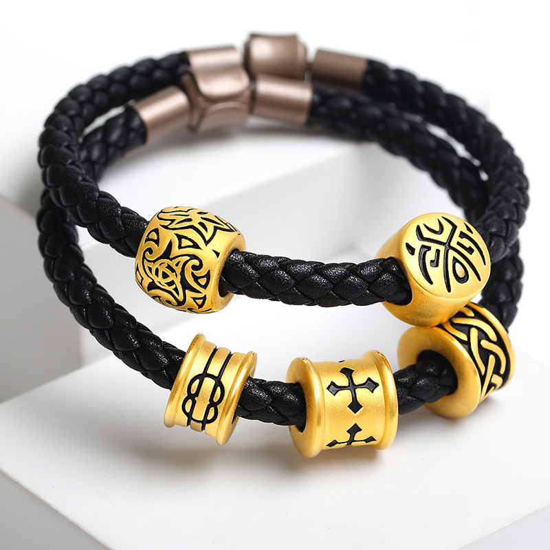 周生生黄金手链