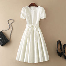 显高女装小白裙高级感法式白色简约圆领收腰显瘦遮肚白色连衣裙夏