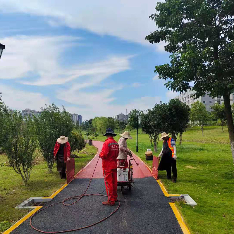 工厂彩色路面水泥路喷漆透水混凝土地坪罩面漆防滑路面改色喷涂剂