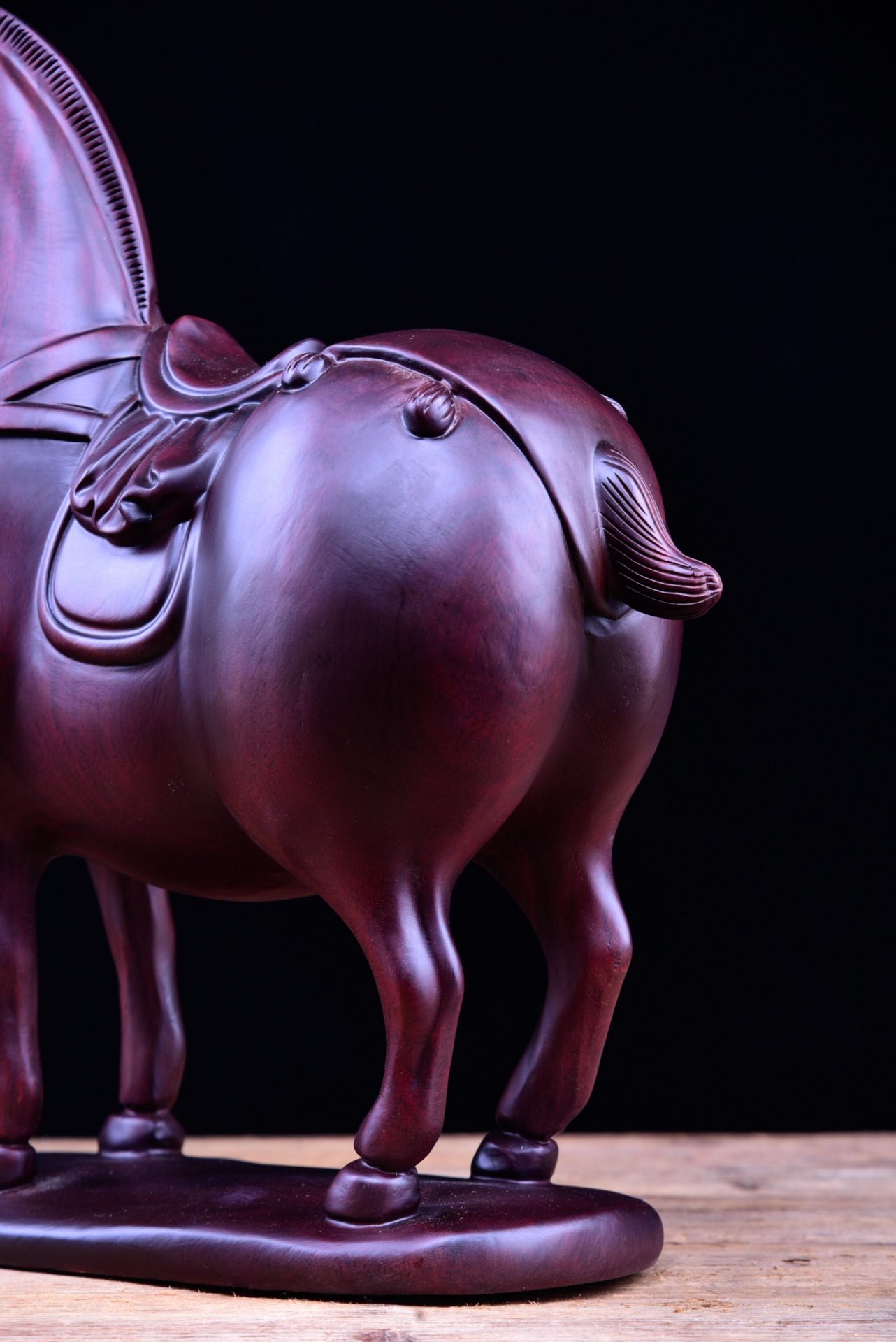 厂家批发黑檀木雕唐马招财镇宅花梨木摆件家居装饰红木工艺品木质