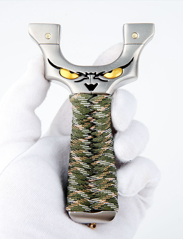 奇策不锈钢鬼魅小怪兽扁皮弹弓304不锈钢弹弓带钛合金瞄具夹片