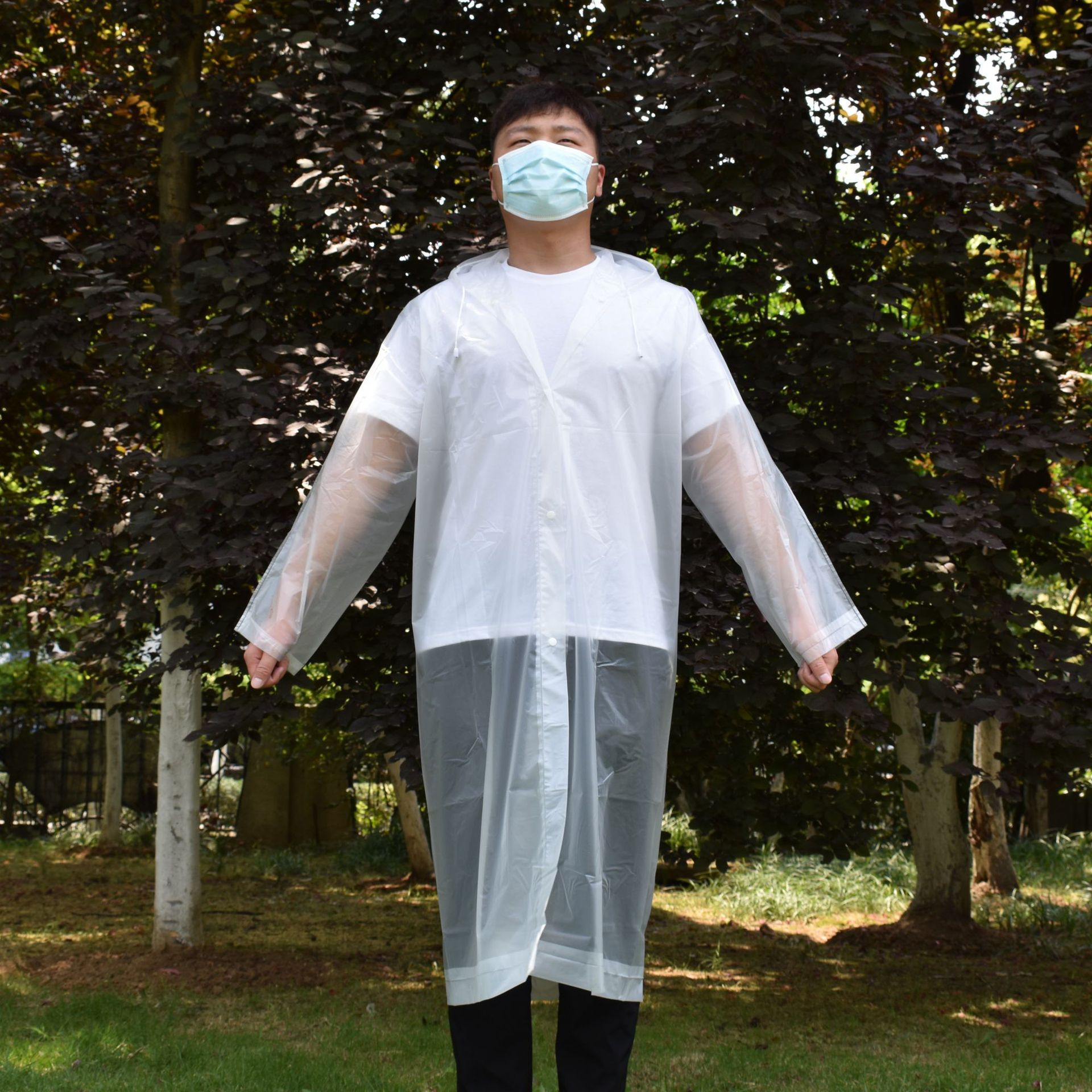 非一次性雨衣时尚轻便雨衣成人peva雨衣男女便携式旅游户外雨衣