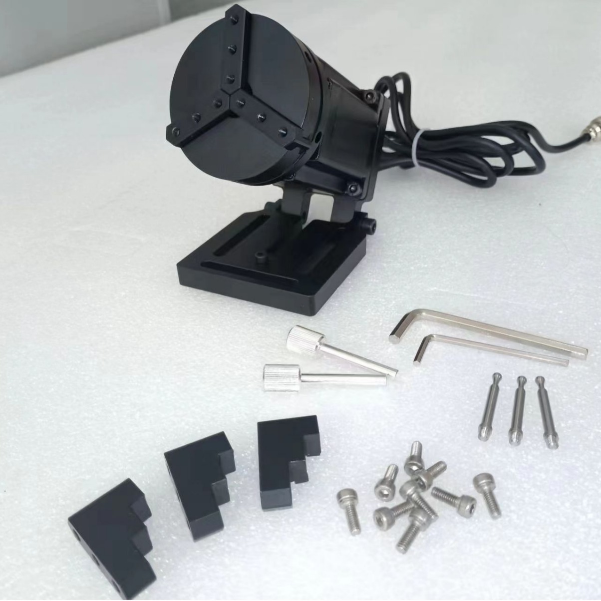 迷你型 打标机旋转轴 D70 快速装夹 新款旋转轴 夹具 戒指首饰类