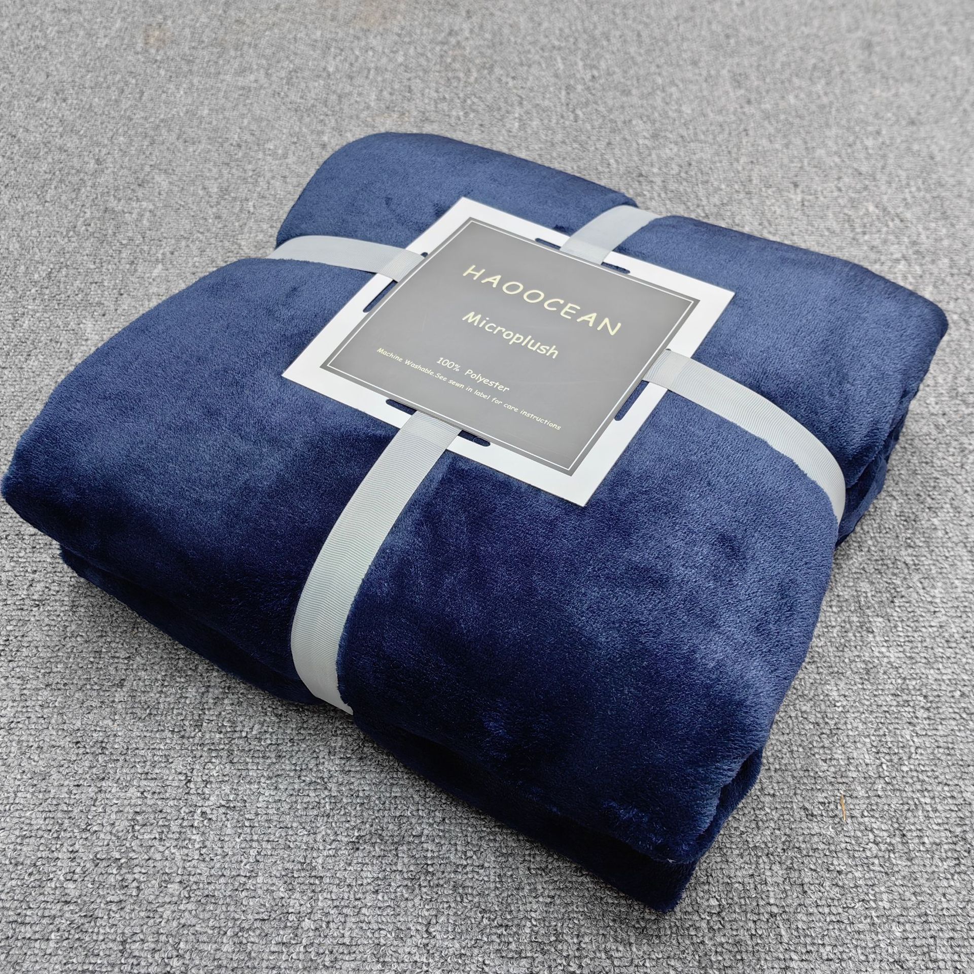 Meeting Sale Gift Gift Box Summer Thickening Coral Fleece Flannel Blanket Bed Sheets Logoblankets