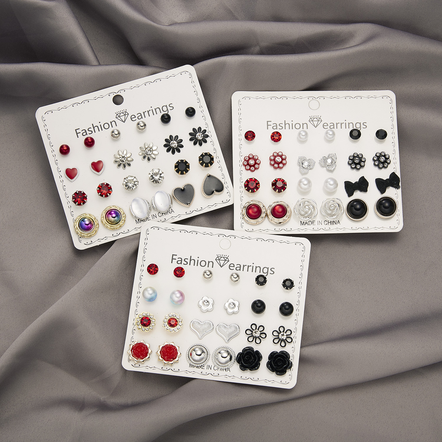 Factory Direct Sales New 12 Pairs Red, White and Black Love Heart Flowers Rhinestone Imitation Pearl Combination Card Stud Earrings Suit