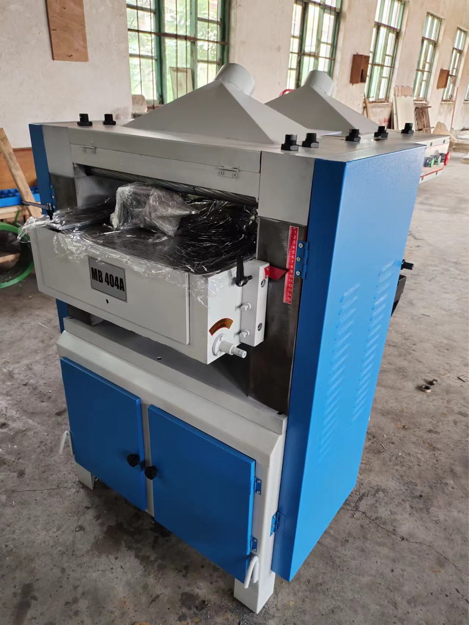 四面刨床压刨压刨机木工压刨木工机床木工机械 四面压刨