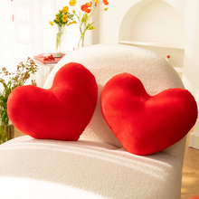 红色爱心抱枕定做结婚喜庆新婚喜字创意婚庆沙发床上心形枕头定制