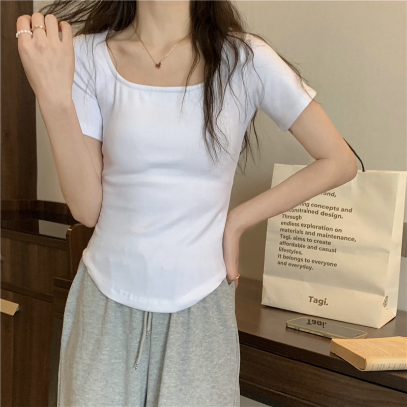 Women's Short-Sleeved T-shirt Summer 2024 New Korean Style Slim Fit Slimming Casual Bottoming Niche Girl Pure Desire Hot Girl Top