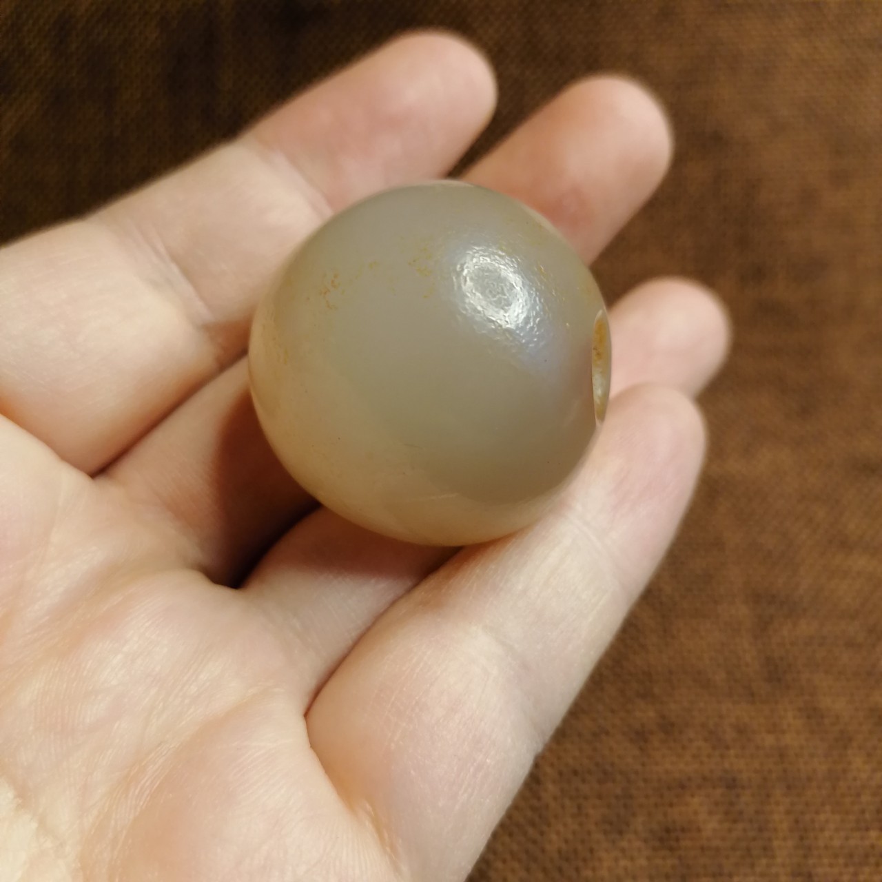 藏区回流一批大尺寸玛瑙珠子白玛瑙珠子配珠散珠子包浆玛瑙珠子