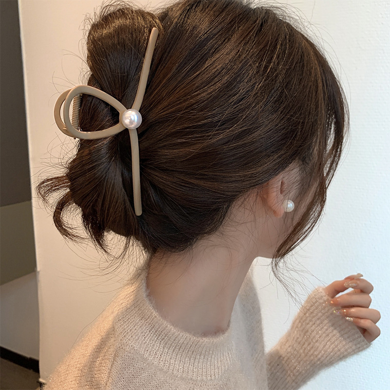 Metal Frosted Grip Oversized Barrettes Back Head High-Grade Hair Volume Multi-Hair Accessories Pearl Shark Clip Women's Headdress