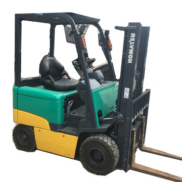 15吨komatsu叉车四轮平衡重式电动叉车两节自由提升门架升高3米