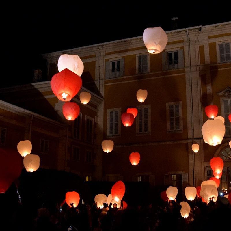 【新】孔明灯创意灯10个50个一包阻燃纸许愿河灯浪漫大号型