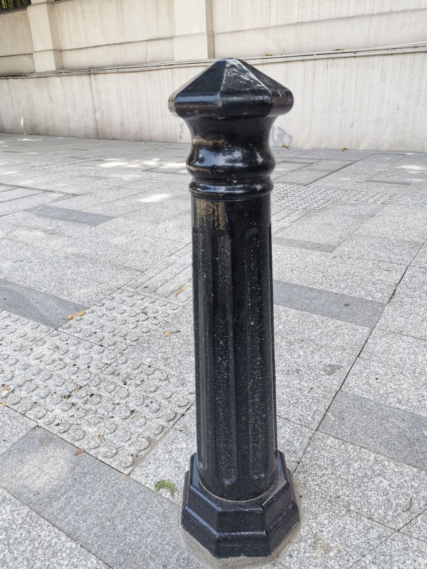 铸铁八角柱 市政街道装饰防护柱 河道景观护栏 源头厂家库存充足