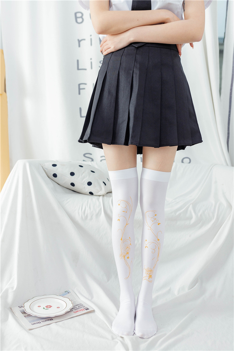 天鹅绒过膝袜大腿袜黑白丝袜烫金胶印lolita长筒jk学生微透女 cos