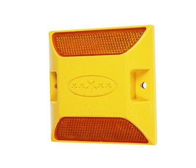 荐 塑料道钉 公路减速反光道钉 道路突起路标 安全减速塑料道钉