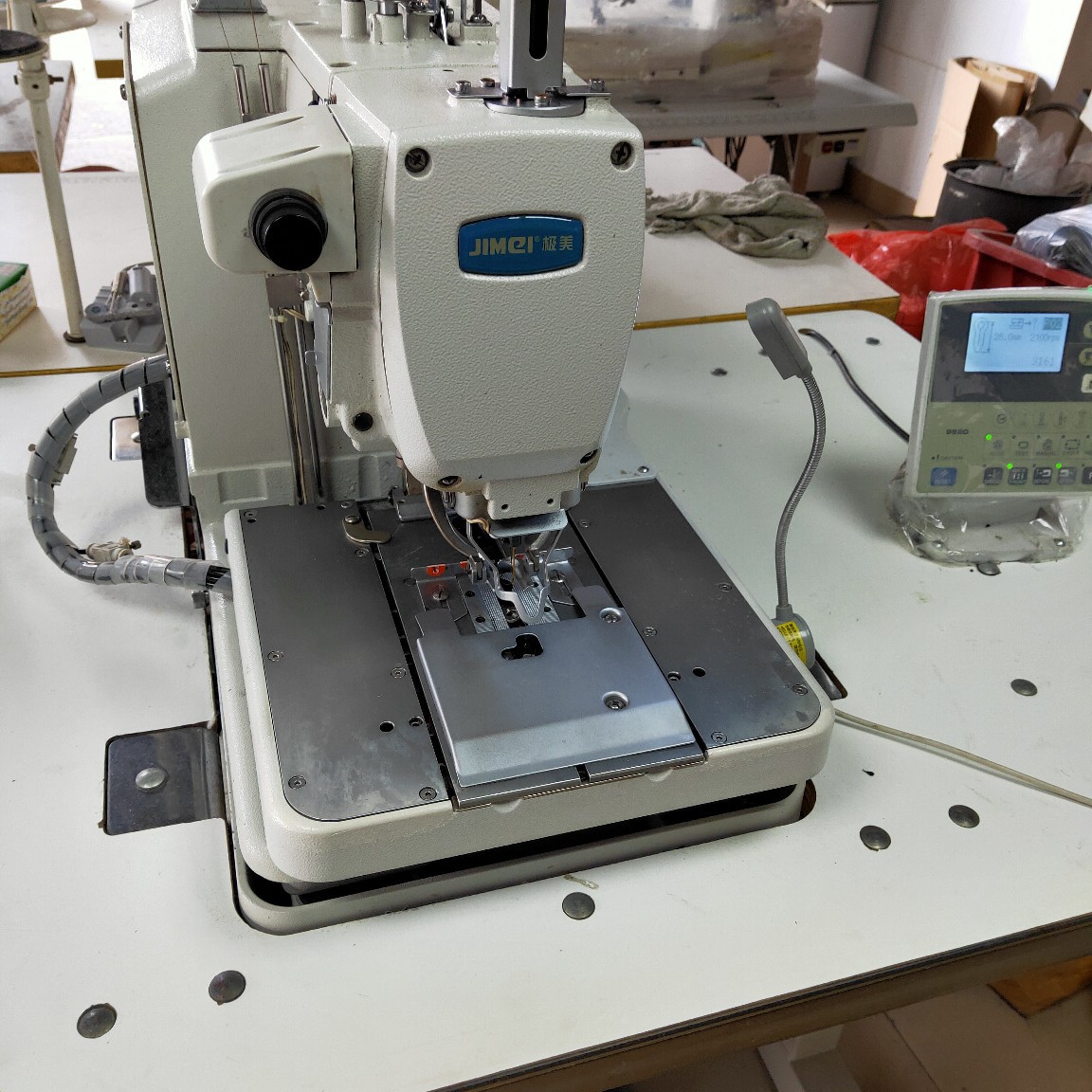 二手圆头锁眼机菊花眼机设备缝纫机西装缝纫机锁眼机凤眼机