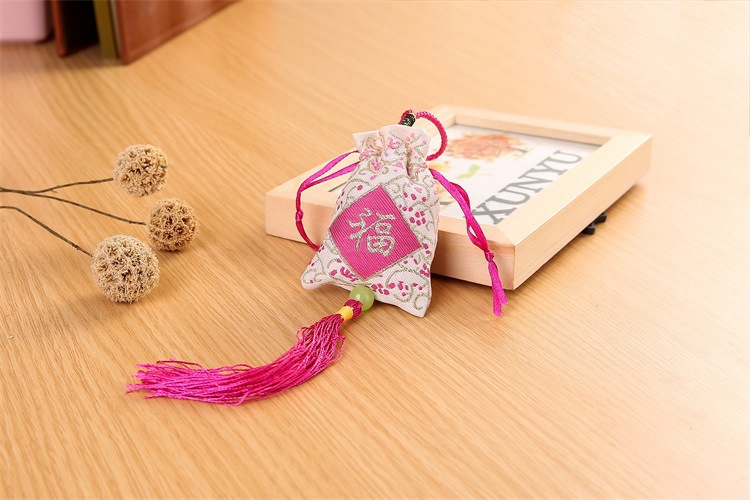 家居饰品布艺挂饰 香熏汽车挂件香囊锦囊 新年节日福字平安香包