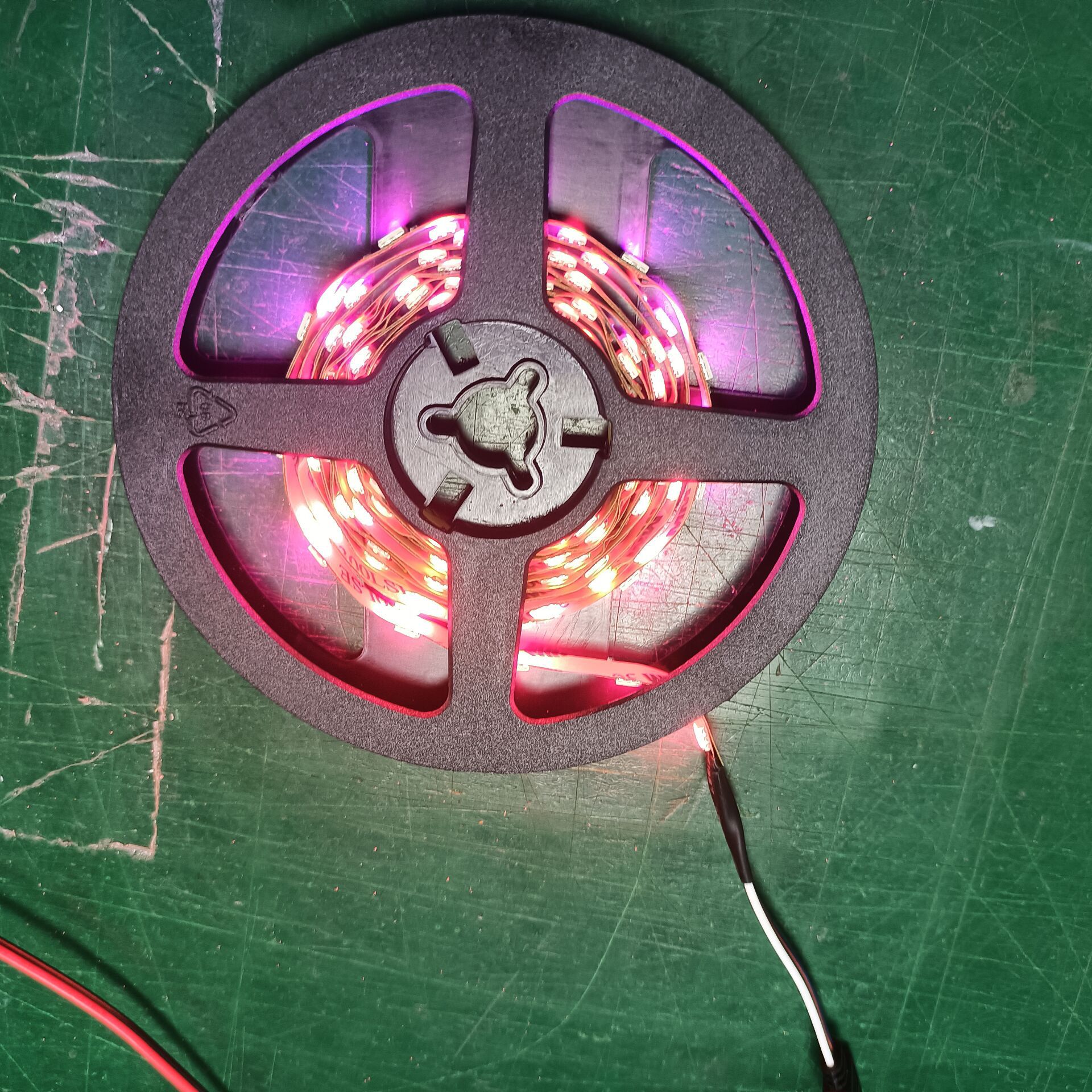 12v 8mm宽s型5050灯带 8mm宽 s型48灯5050rgb七彩发光字灯带