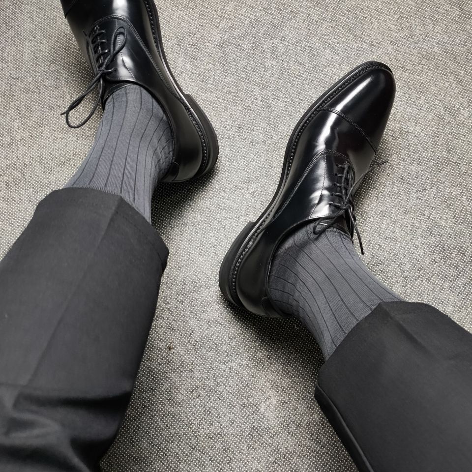 2双装男士丝光棉商务宽条纹中长筒绅士黑色皮鞋正装职场西装袜子