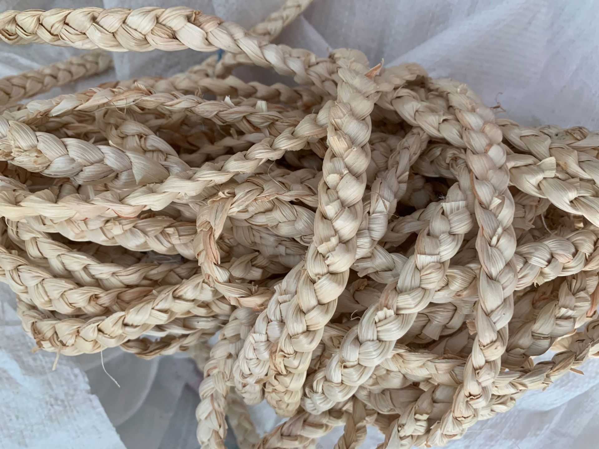 玉米皮苞米辫子三股辫植物装饰品草鞋草垫原材料diy田园装饰品