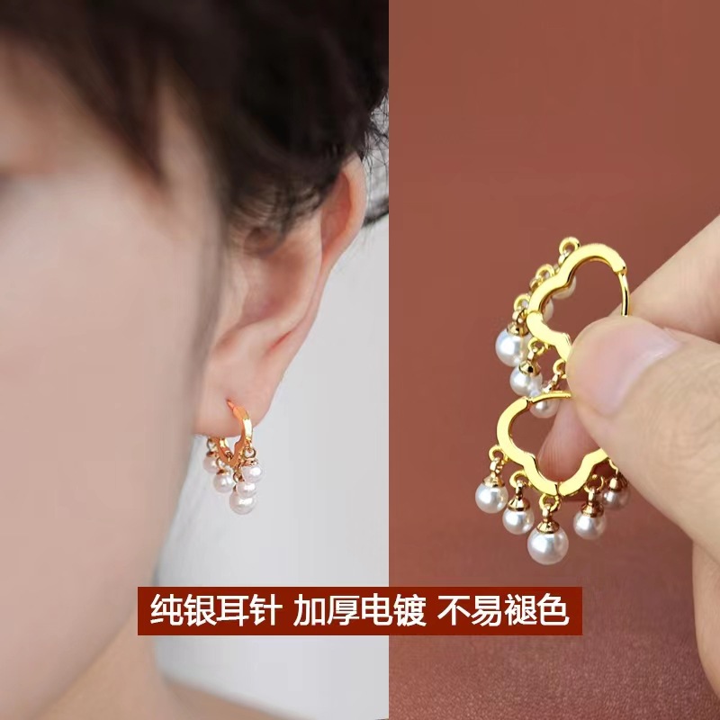 High-Grade Cloud Pearl Earrings Female Niche Short Tassel Earrings 2022 New Fashion Earrings Ear Clip Ear Ring