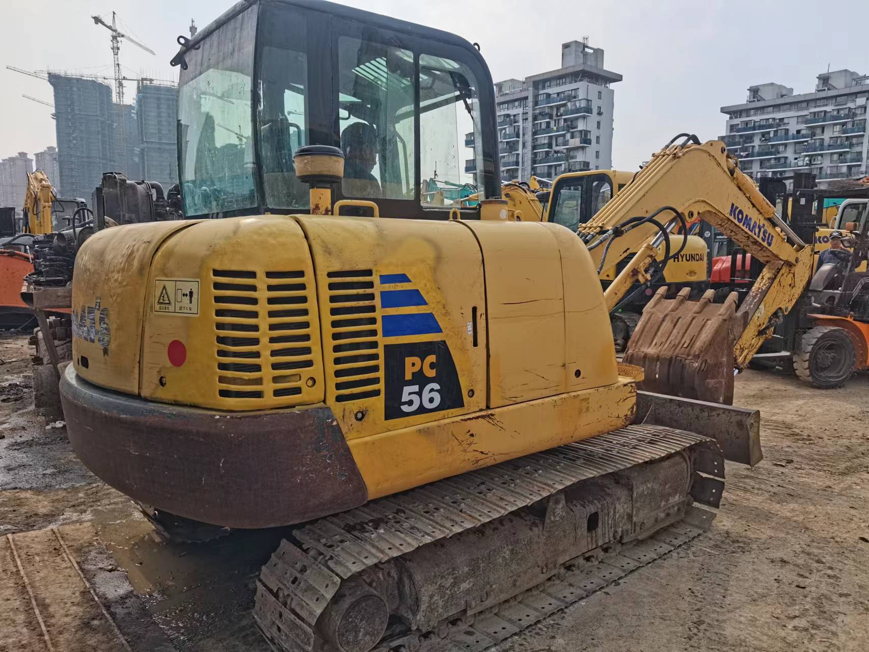 二手小松56挖机