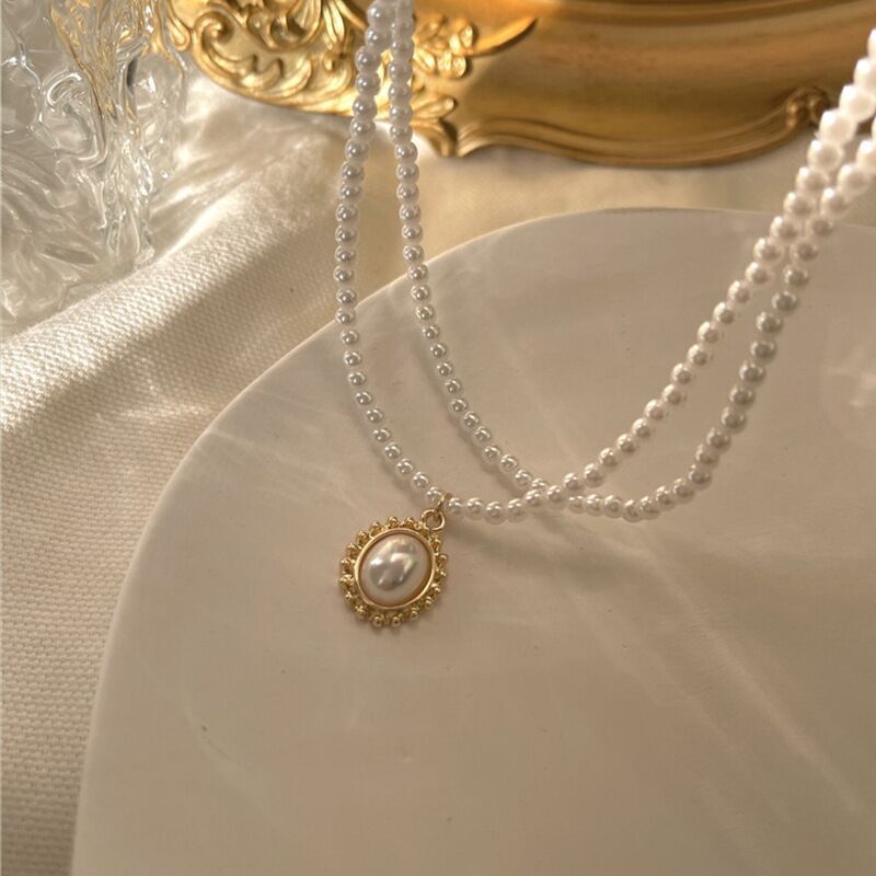 Double-Layer Pearl Necklace Retro Baroque Palace Style Necklace Niche Choker Clavicle Chain Simple Necklace Ornament