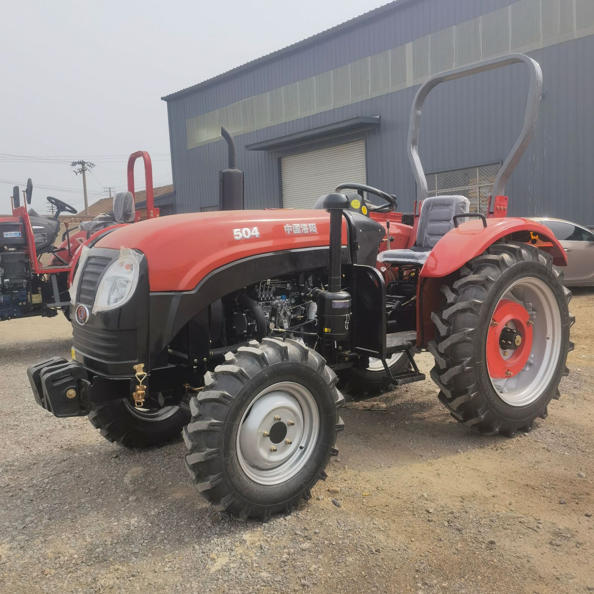 新疆中拖四驱拖拉机 迪尔液压翻转梨 504/804/704农用拖拉机