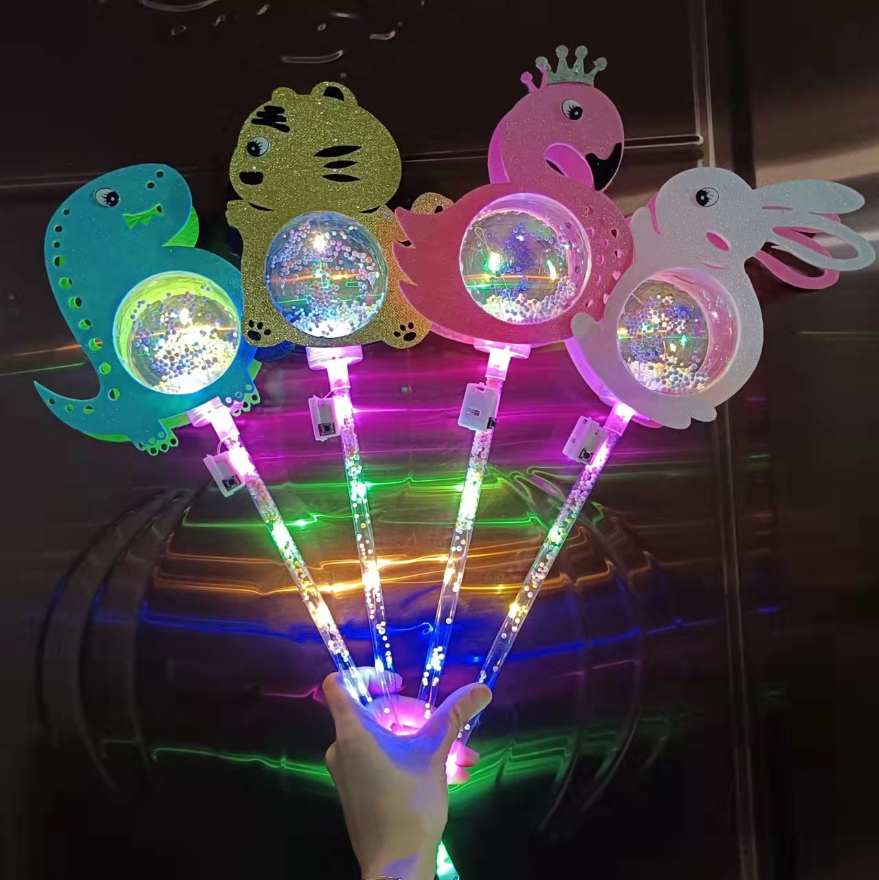 新款发光卡通星空球恐龙荧光棒闪光灯玩具儿童玩具摆地摊批发