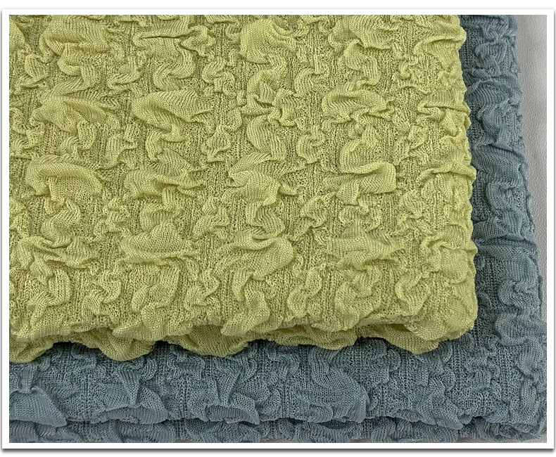 新款涤纶泡泡绉面料 双层双面新款潮流韩版网红皱打底衫针织面料