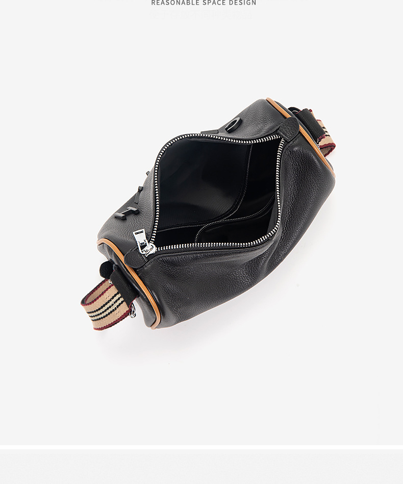 头层牛皮女士大容量邮差包都市简约枕头型字母软面斜跨包包女现货