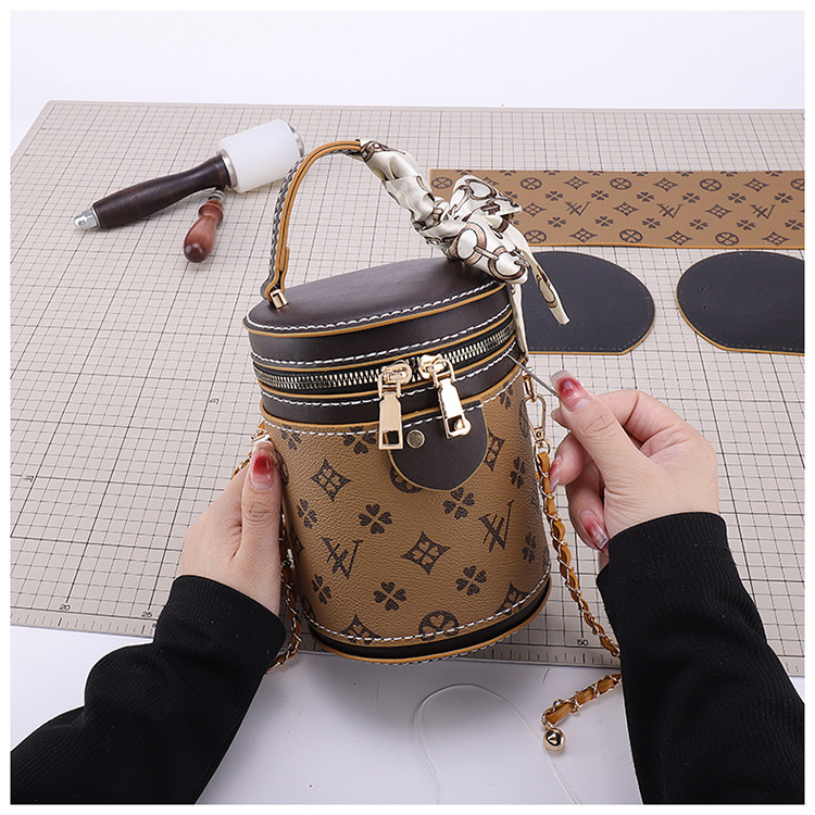 New Fashion Bucket Bag Silk Scarf DIY Handmade Bag Portable Shoulder Crossbody Bag Chain Bag Trendy Printing Material Bag
