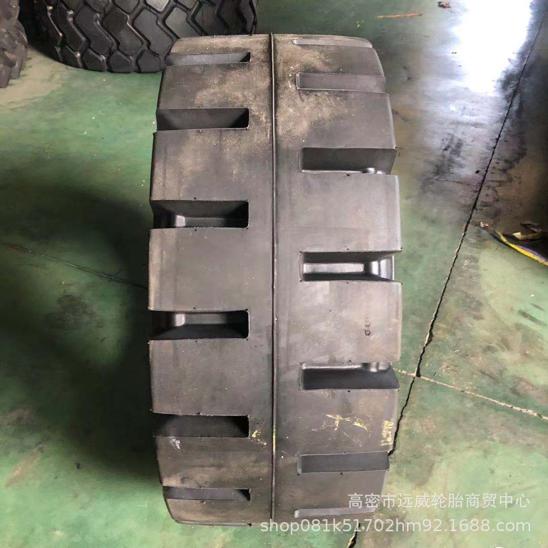 40装载机轮胎20.