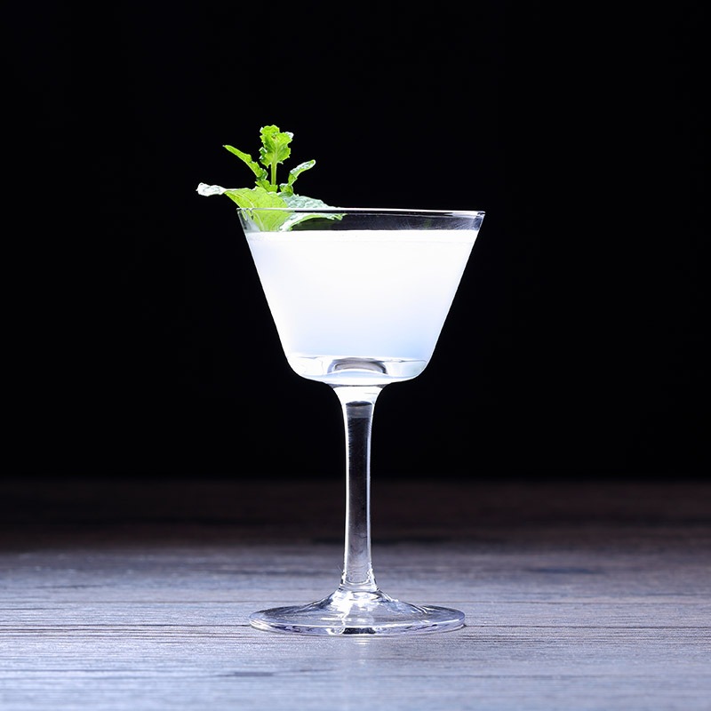 日式水晶马天尼杯短饮个性简约酒杯玻璃鸡尾酒杯高脚碗型香槟塔杯