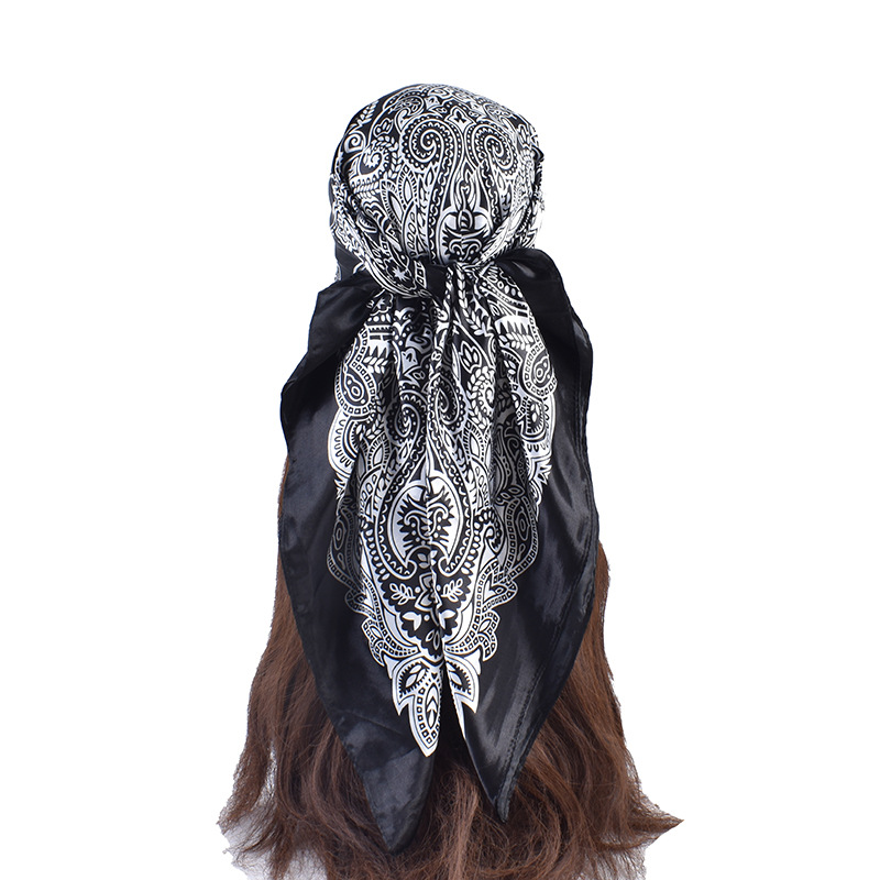 2023 New European Style Fashion Paisley Pattern 90 Satin Large Kerchief Headcloth Scarf Yiwu Supply