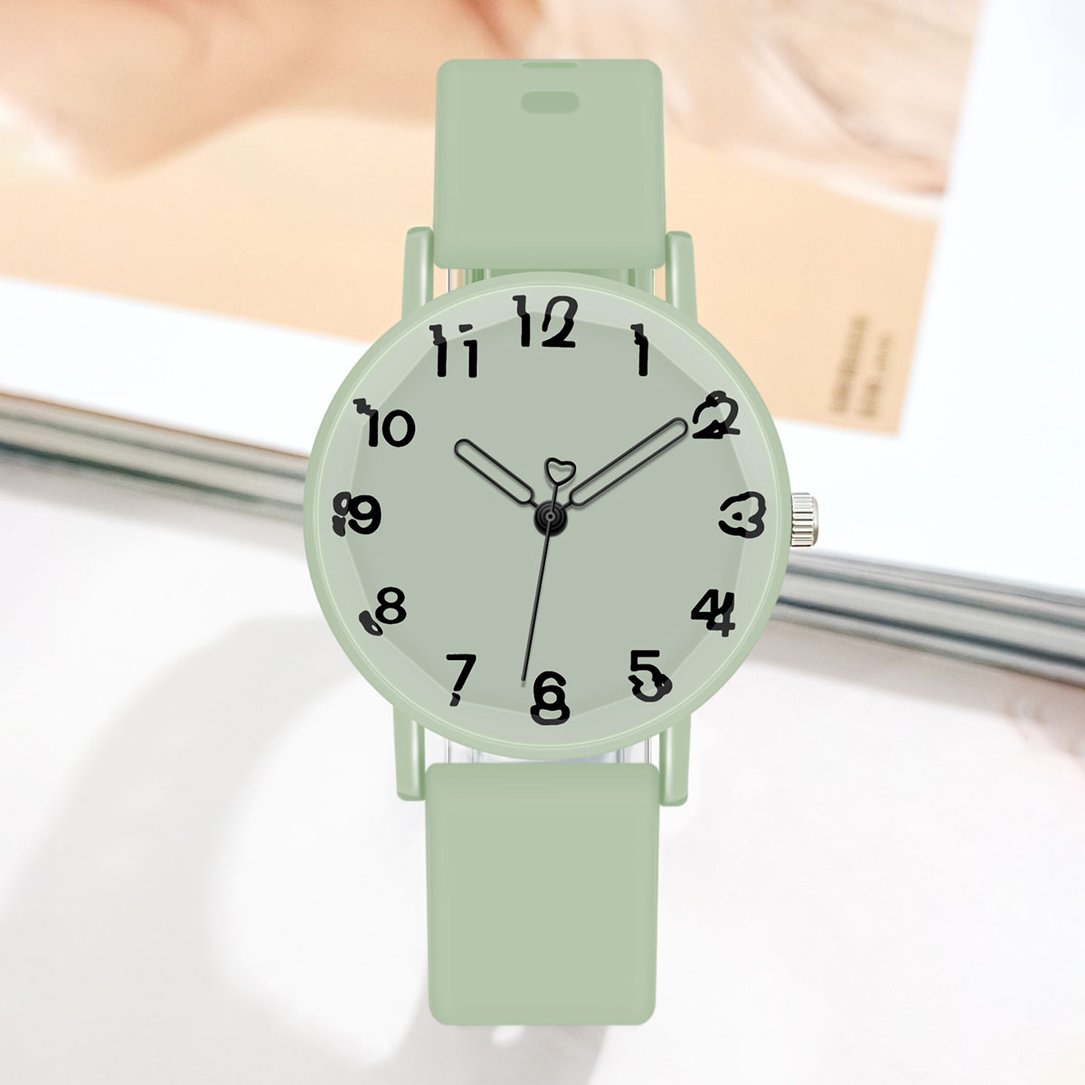 Foreign Trade New Fashion Women's Silicone Strap Quartz Wrist Watch Student Minimalist Sports Watch in Stock Wholesale