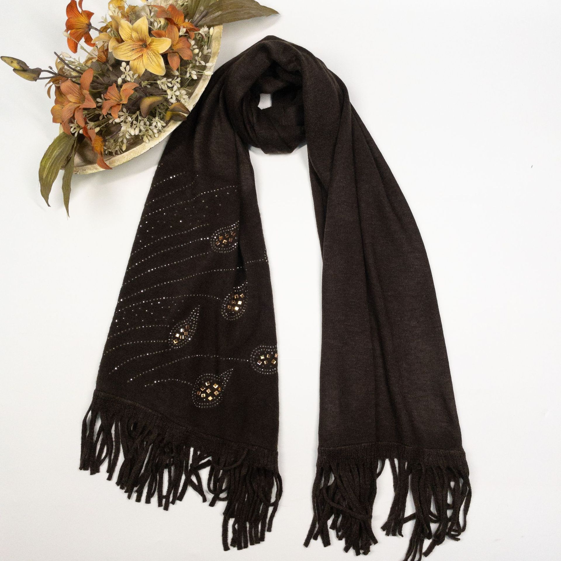 昀朵2021新款仿羊绒烫钻围巾民族风纯色流苏围巾围脖跨境外贸批发