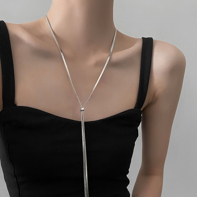 Real Gold Electroplating Simple Style Super Long Pull Necklace Light Luxury Design High Sense Snake Bones Chain Simple All-Match Necklace Women