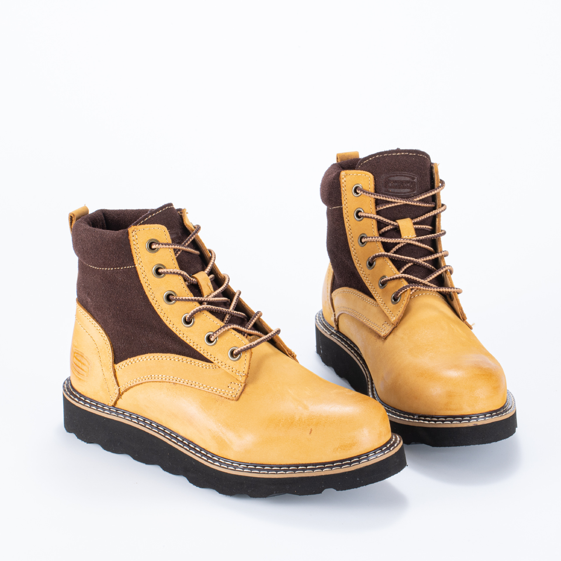 舒适女款马丁靴cat鞋圆头牛皮靴子休闲户外爬山运动短款马丁靴