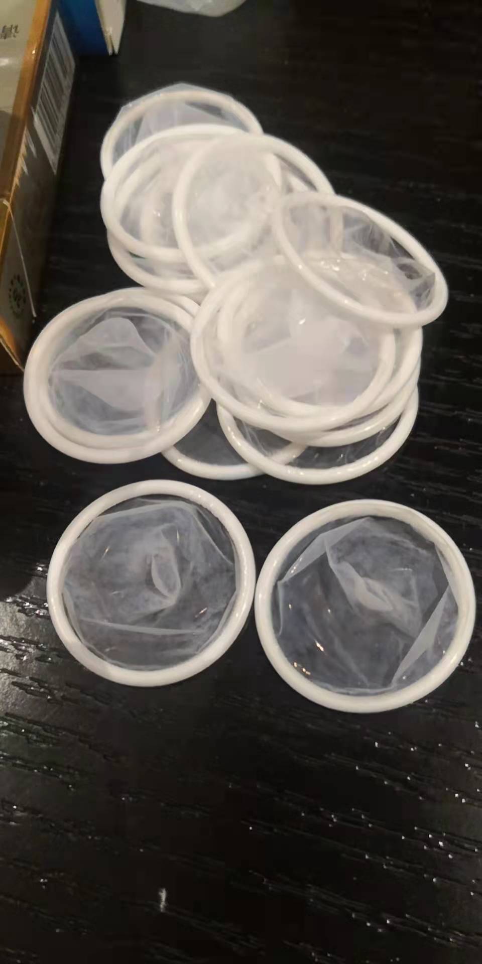 聚氨酯避孕套干裸套乳胶 彩色套心超薄大油量各种安全套量大从优