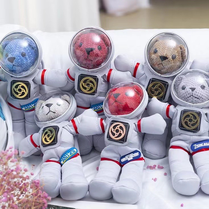 创意太空服菠萝熊公仔毛绒玩偶可爱网红卡通宇航员小熊钥匙扣挂件