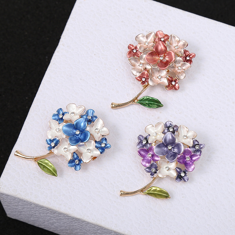 Diamond Flower Brooch Female Brooch Pin Japanese and Korean All-Matching Graceful High-End Clothing Brooch Accessories Factory Wholesale